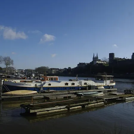 Апартаменты Les Petites Fontaines Au Coeur De La Doutre